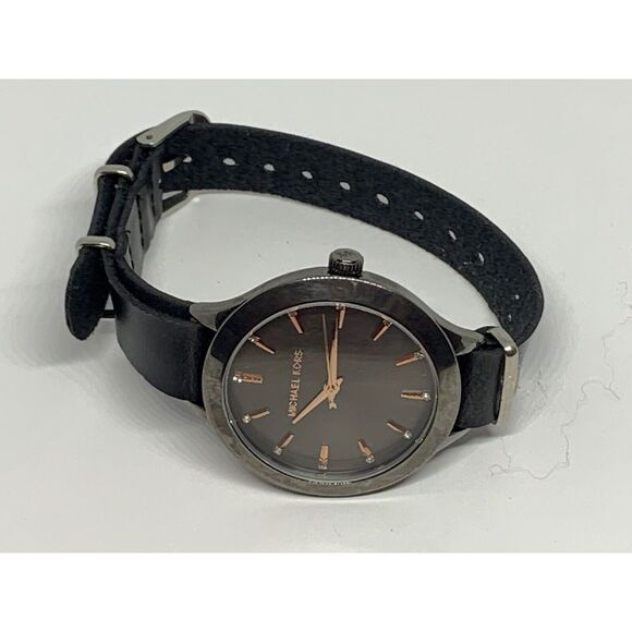 Michael Kors MK3537 Unisex Leather Analog Gray Dial Genuine Wrist Watch GE185 - Picture 7 of 11